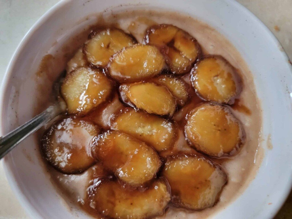 Sugar Free Banana Fosters Oatmeal- Trim Healthy Mama E