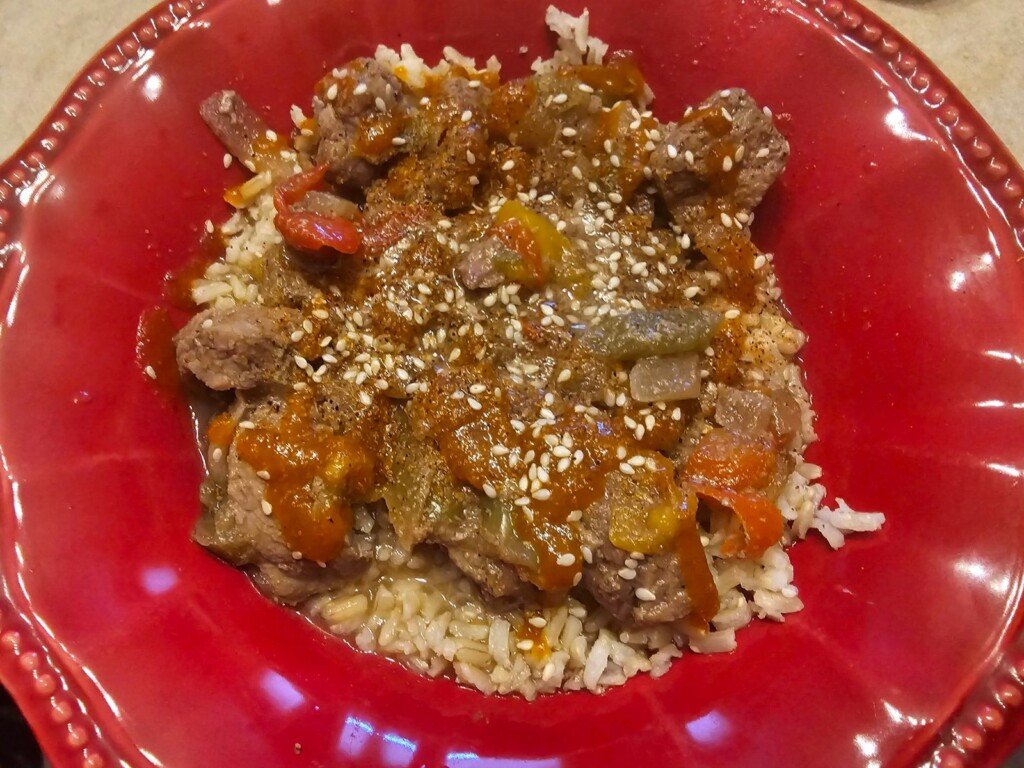 Easy and Delicious Crockpot Pepper Steak- Trim Healthy Mama S, Low Carb